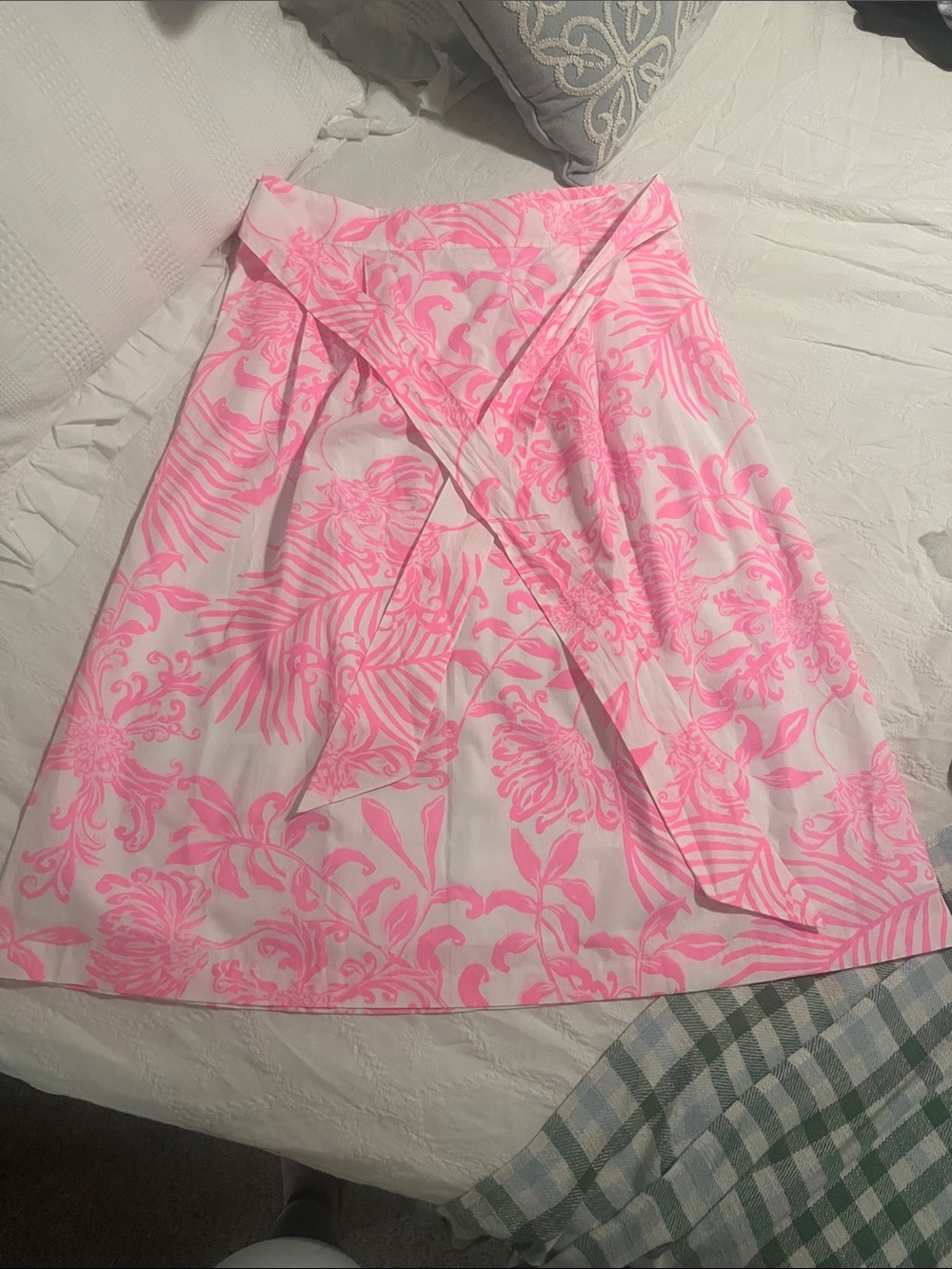 Lily Pulitzer Women’s Pink Floral Skirt - never worn